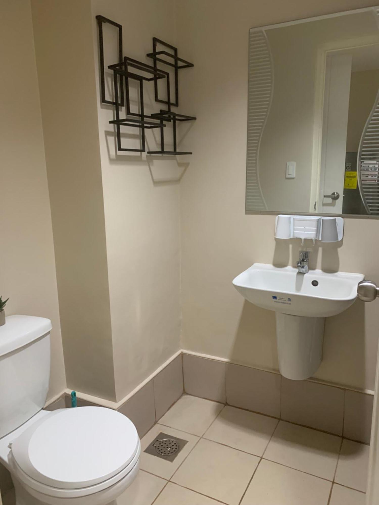 Luxanos Place- Sunvida Tower *