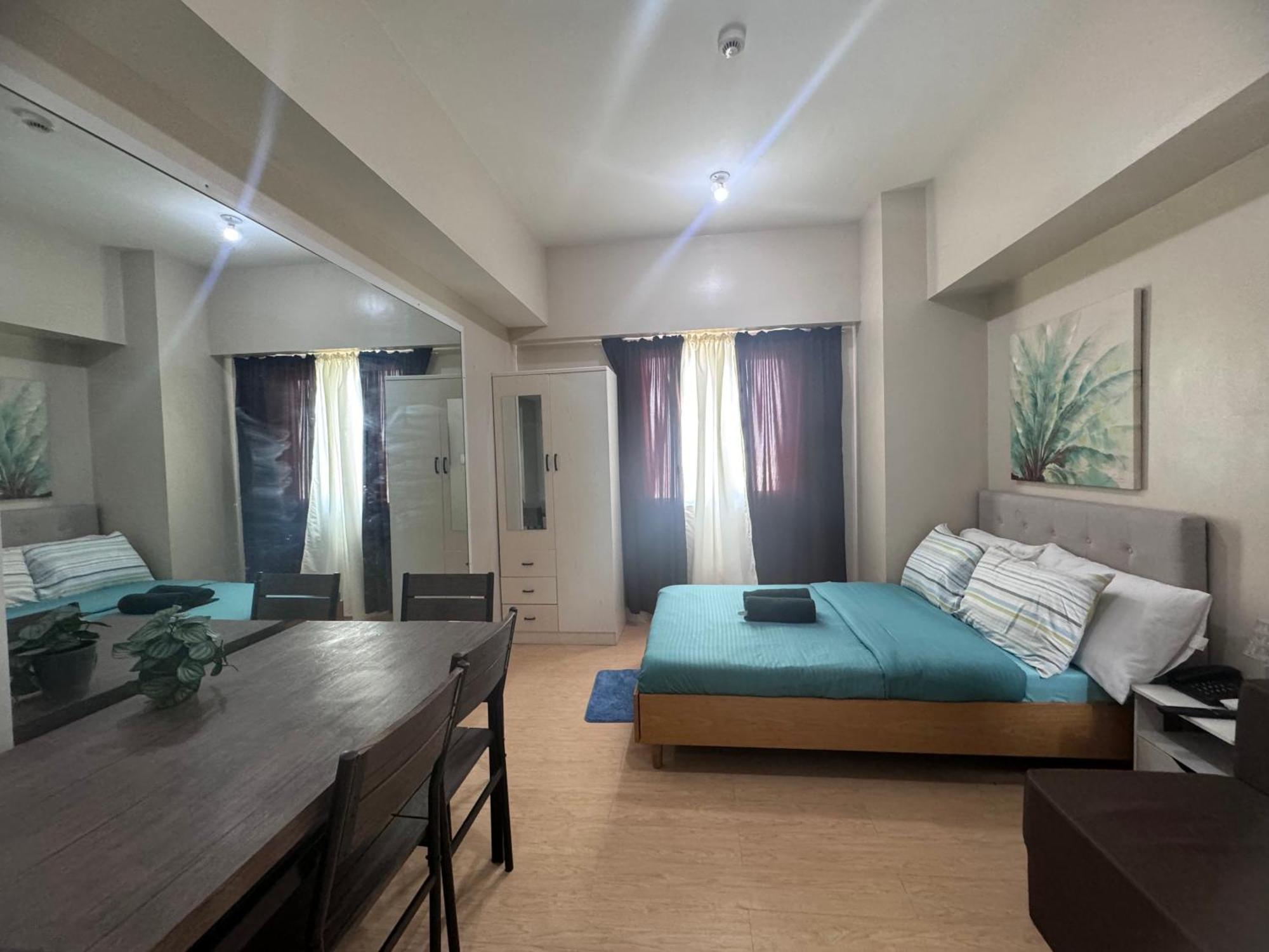 Luxanos Place- Sunvida Tower *
