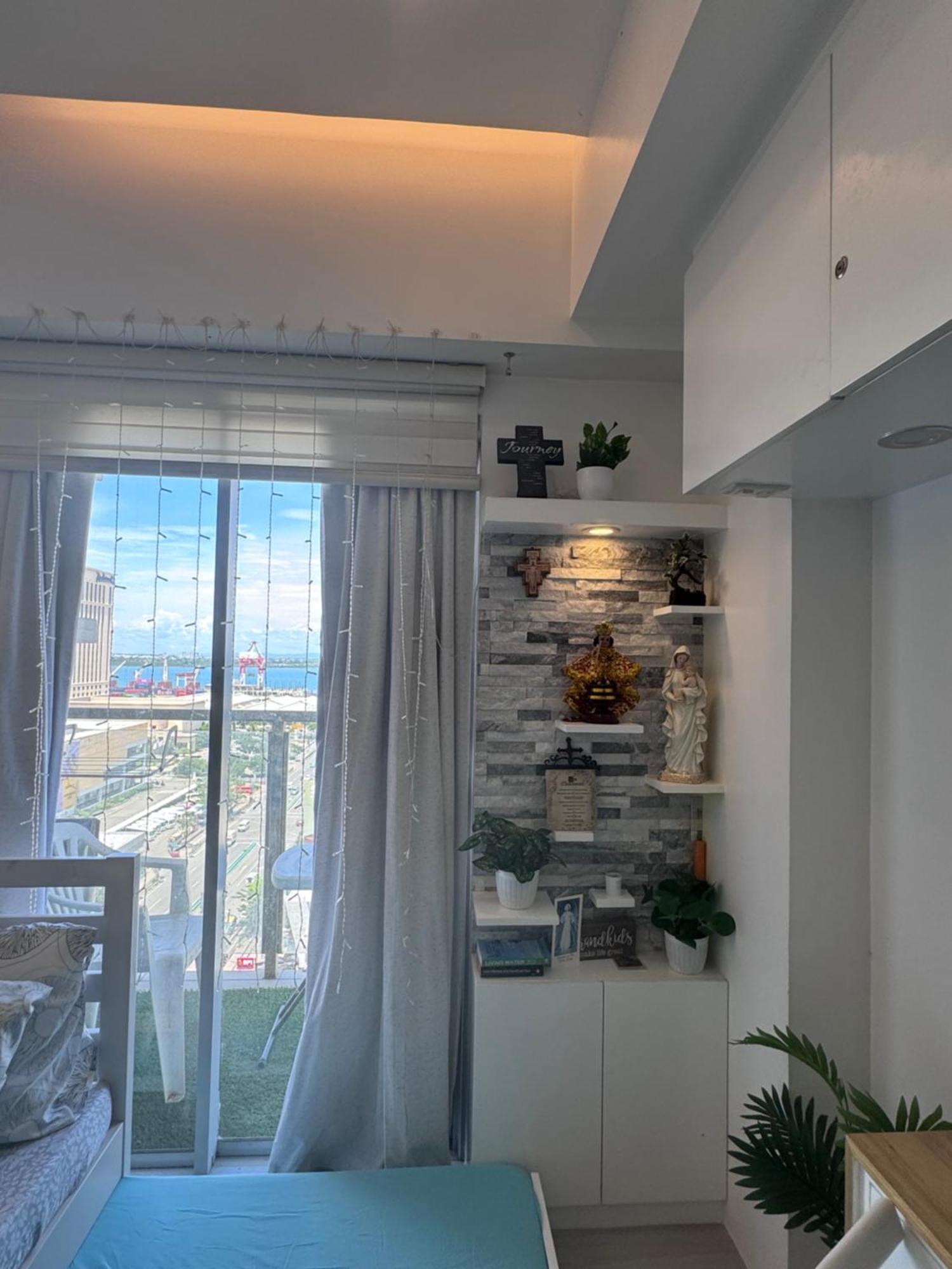 Luxanos Place- Sunvida Tower Cebu