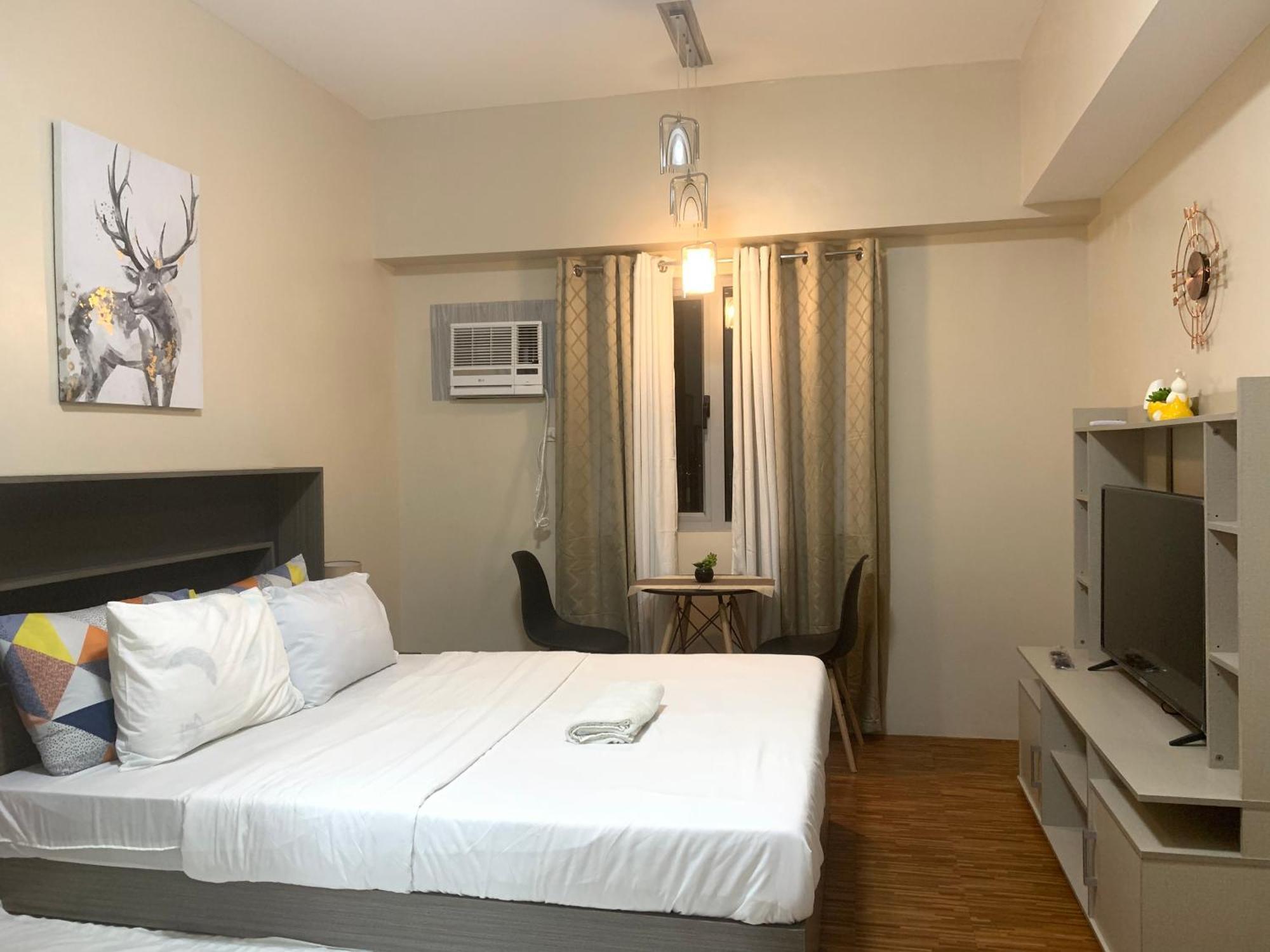 Luxanos Place- Sunvida Tower