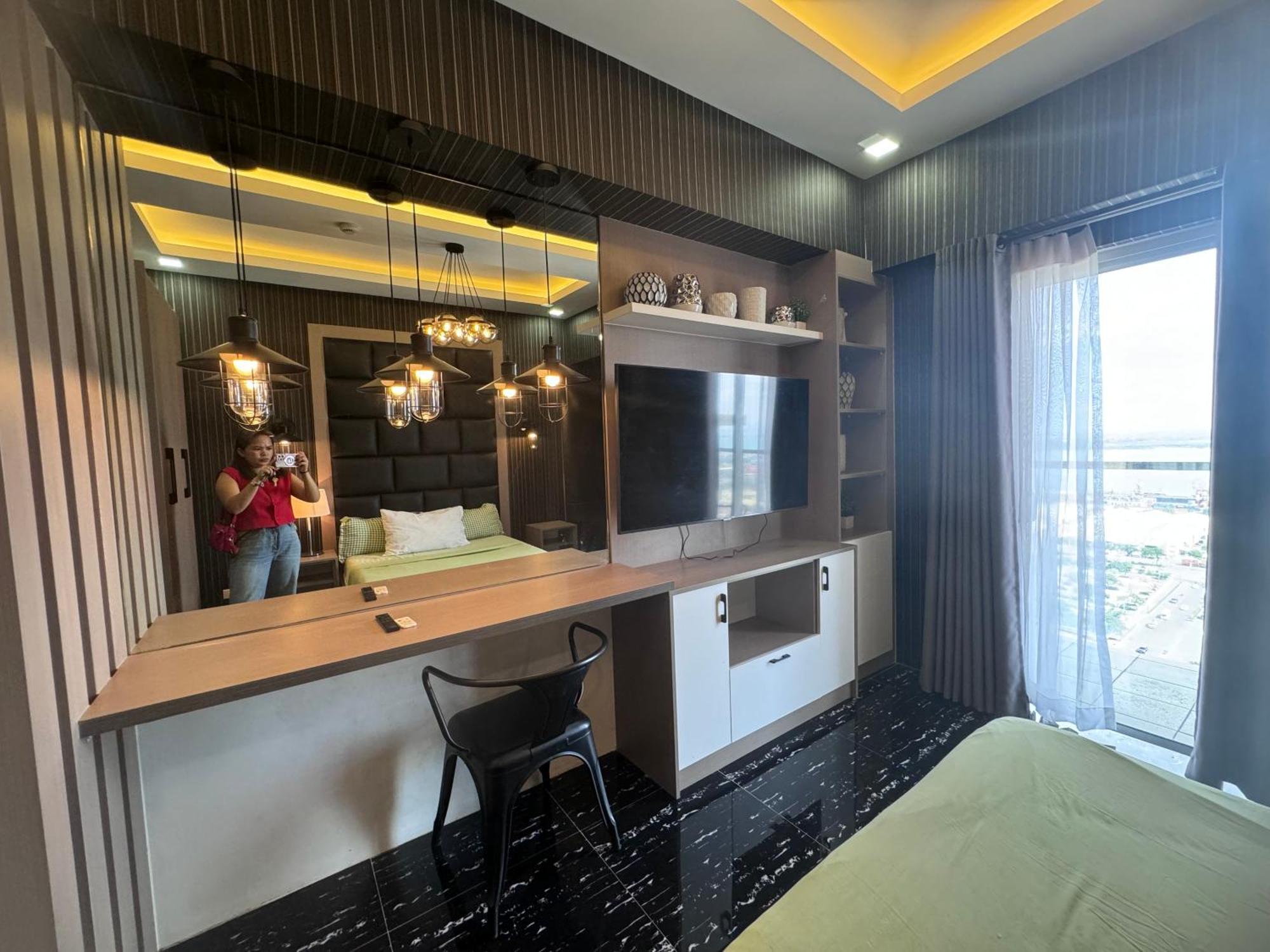 Luxanos Place- Sunvida Tower Apartment Cebu